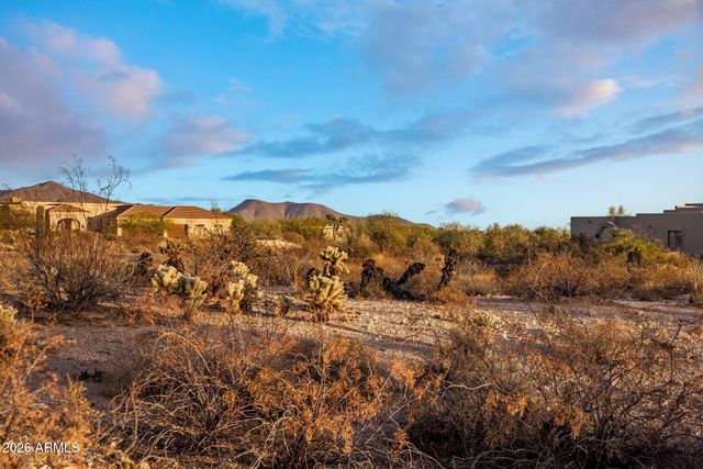 9402 E Diamond Rim Drive, Scottsdale, AZ 85255