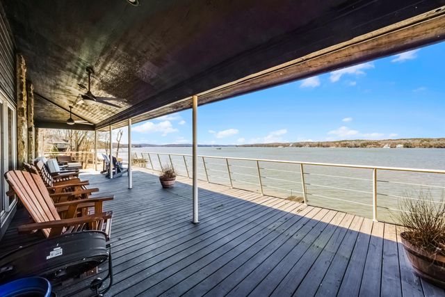 228 CHICKASAW TRACE RD, Cherokee, AL 35616