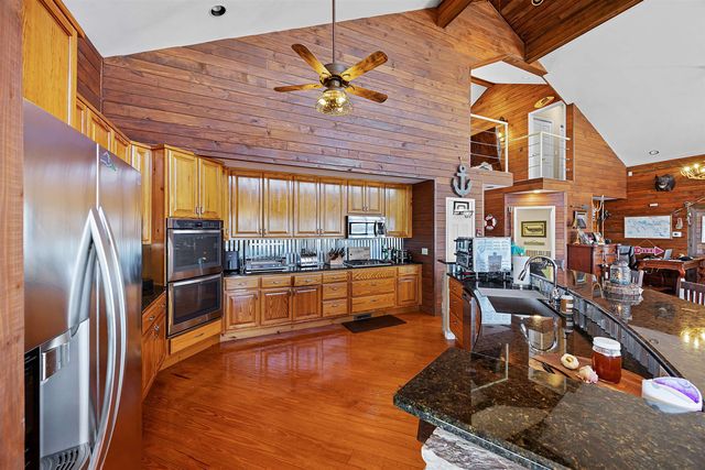 228 CHICKASAW TRACE RD, Cherokee, AL 35616