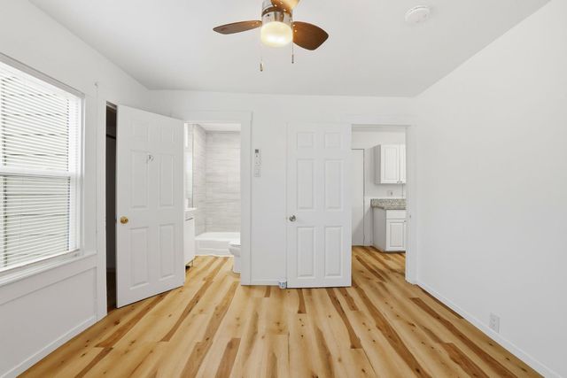 702 Dixieanne Ave, Sacramento, CA 95815