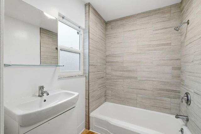 702 Dixieanne Ave, Sacramento, CA 95815