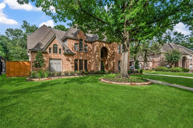 2406 Deep Lake Drive, Kingwood, TX 77345