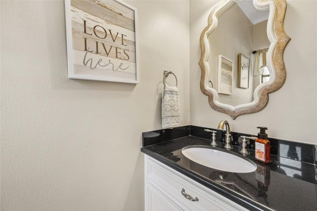 2406 Deep Lake Drive, Kingwood, TX 77345