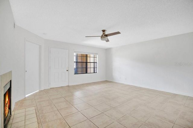 360 LAKE ONTARIO COURT 104, Altamonte Springs, FL 32701