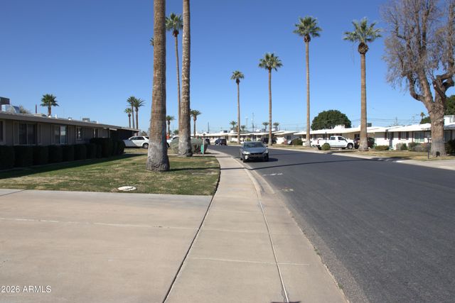 10923 W WINDSOR Drive, Sun City, AZ 85351