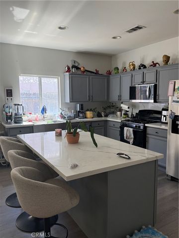 1300 Manassas, Hemet, CA 92545