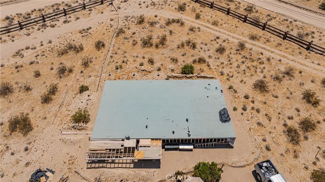 35330 Foothill Rd, Lucerne Valley, CA 92356