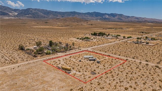 35330 Foothill Rd, Lucerne Valley, CA 92356