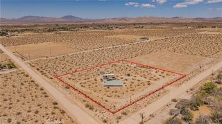 35330 Foothill Rd, Lucerne Valley, CA 92356