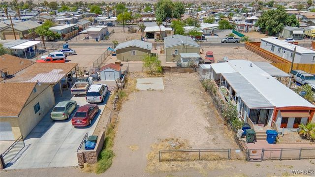 1891 Artesia Drive, Bullhead City, AZ 86442