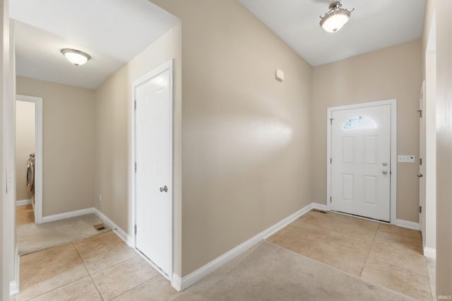 2201 Cedar Ridge Cove, Fort Wayne, IN 46818