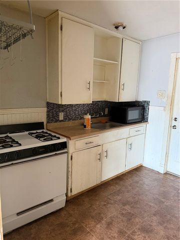 4925 Monitor St, Corpus Christi, TX 78415