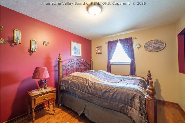 7010 Kanawha Farm Circle, Charleston, WV 25312