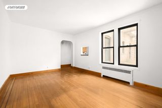338 92nd St Apt 1B, New York City, NY 11209