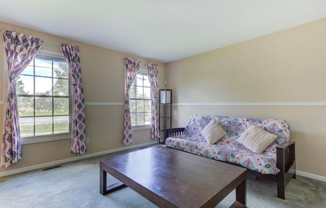 44741 Cherry Hill Road, Canton, MI 48188
