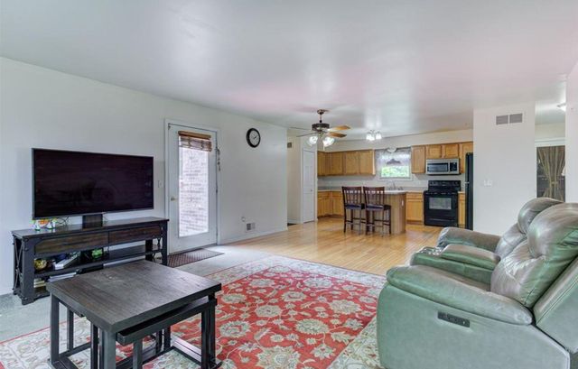 44741 Cherry Hill Road, Canton, MI 48188