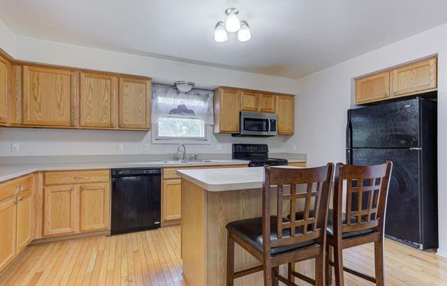 44741 Cherry Hill Road, Canton, MI 48188