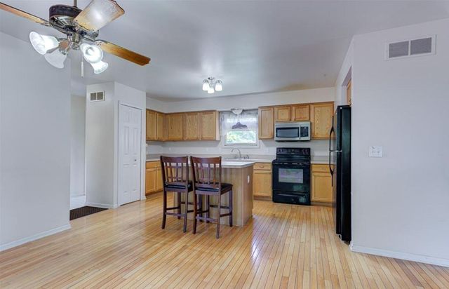 44741 Cherry Hill Road, Canton, MI 48188