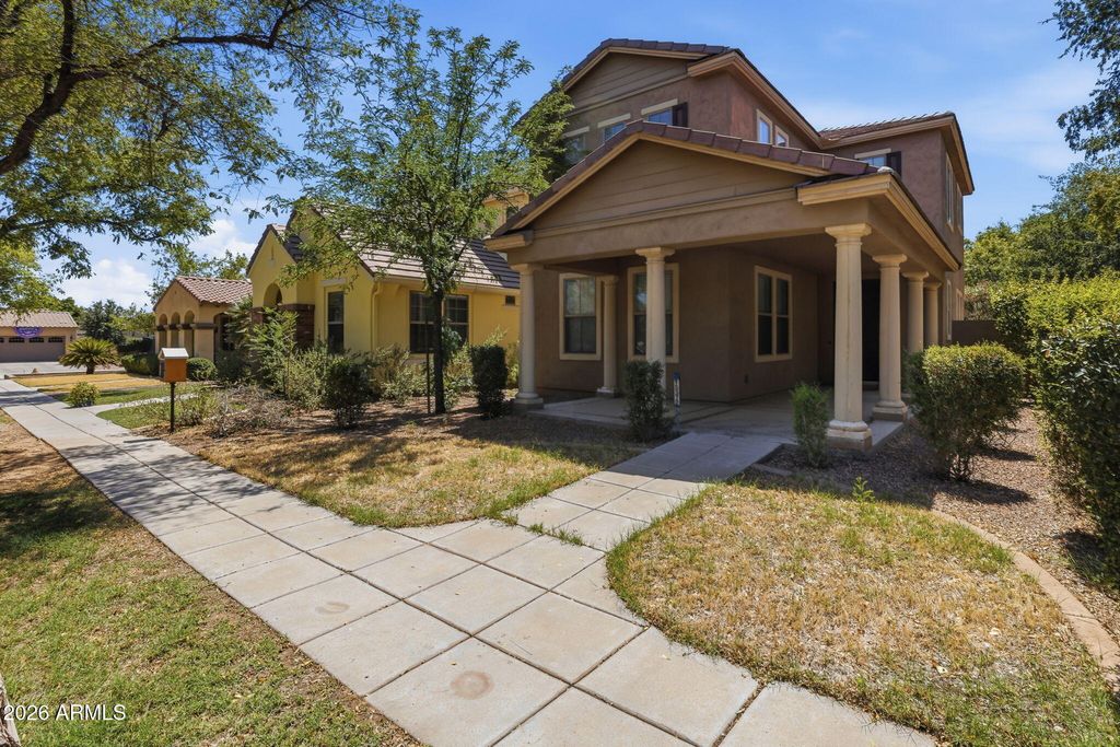 15372 W DAHLIA Drive, Surprise, AZ 85379