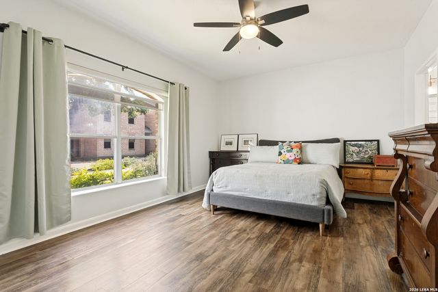 142 Oakwell Farms Pkwy Unit 142, San Antonio, TX 78218