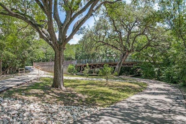 142 Oakwell Farms Pkwy Unit 142, San Antonio, TX 78218