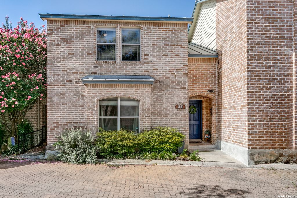 142 Oakwell Farms Pkwy Unit 142, San Antonio, TX 78218