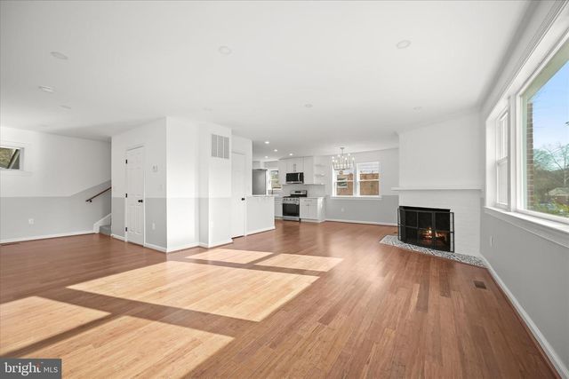 4100 UNDERWOOD ST, University Park, MD 20782