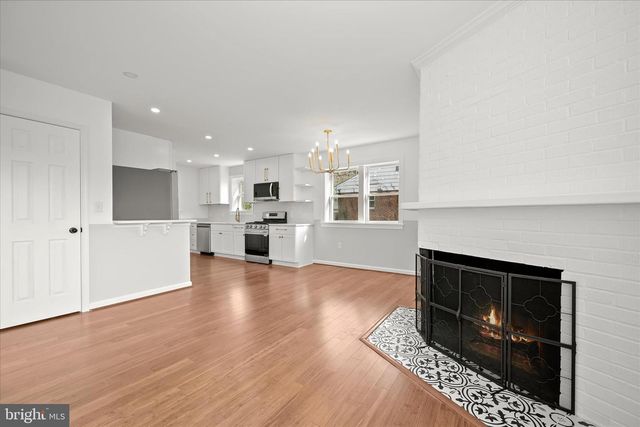 4100 UNDERWOOD ST, University Park, MD 20782