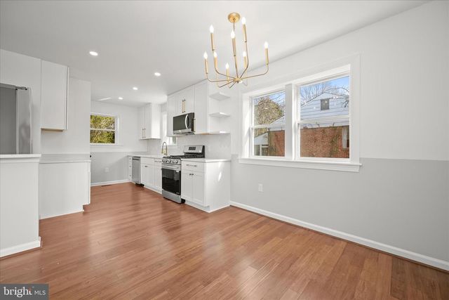 4100 UNDERWOOD ST, University Park, MD 20782