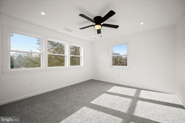4100 UNDERWOOD ST, University Park, MD 20782