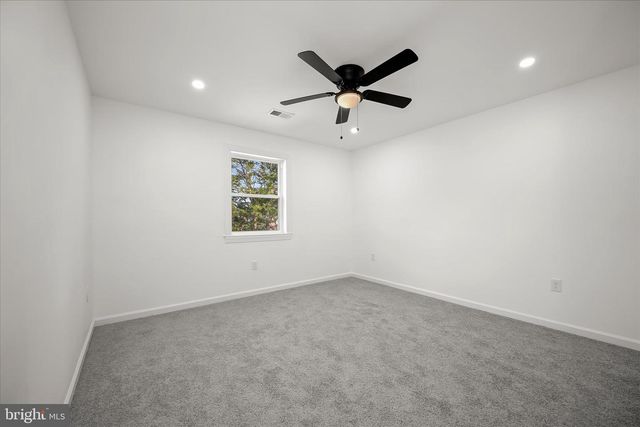 4100 UNDERWOOD ST, University Park, MD 20782