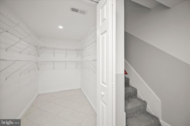 4100 UNDERWOOD ST, University Park, MD 20782