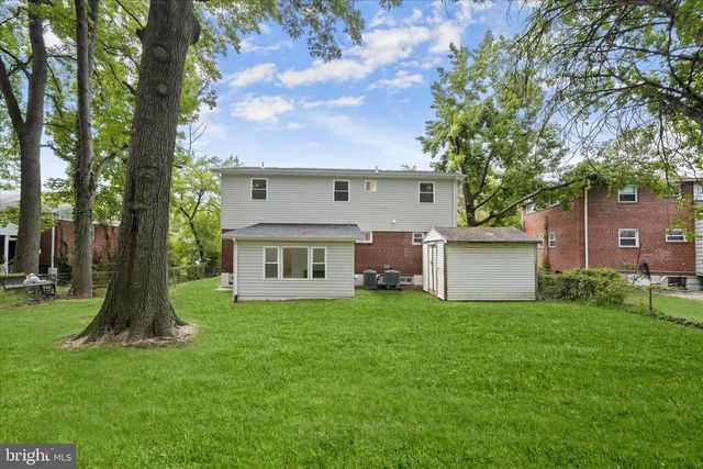 4100 UNDERWOOD ST, University Park, MD 20782