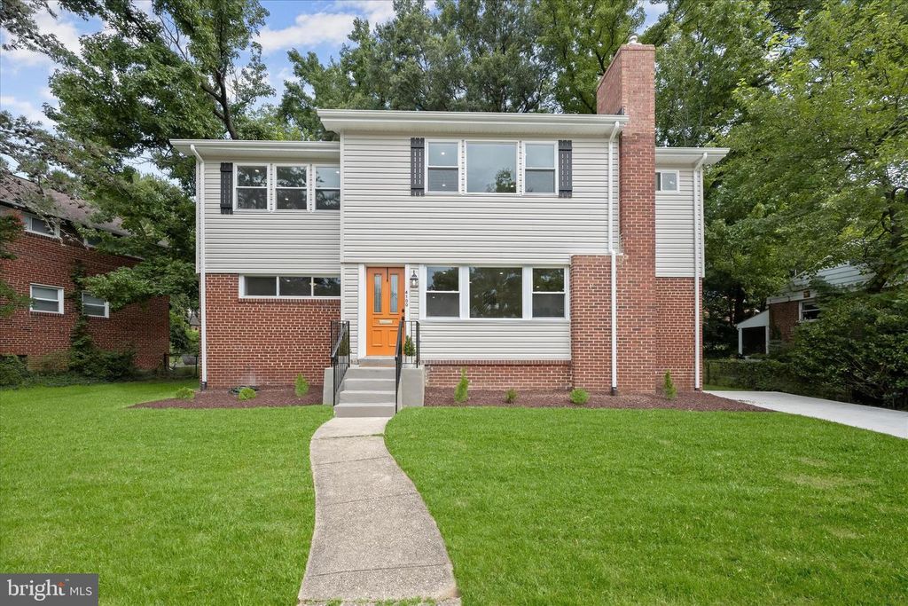 4100 UNDERWOOD ST, University Park, MD 20782