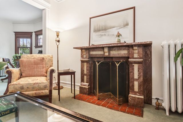 608 S Elmwood Avenue, Oak Park, IL 60304