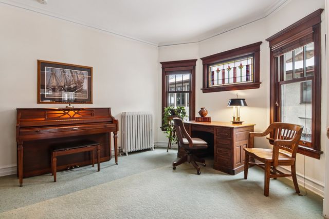 608 S Elmwood Avenue, Oak Park, IL 60304