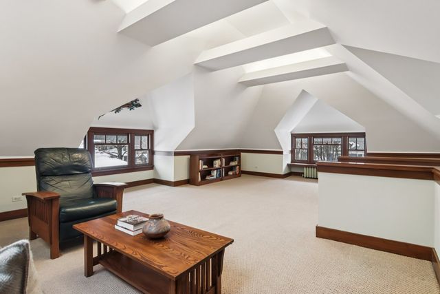 608 S Elmwood Avenue, Oak Park, IL 60304