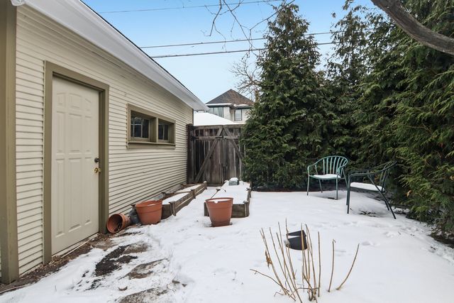 608 S Elmwood Avenue, Oak Park, IL 60304