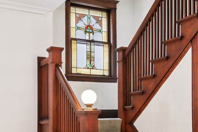 608 S Elmwood Avenue, Oak Park, IL 60304