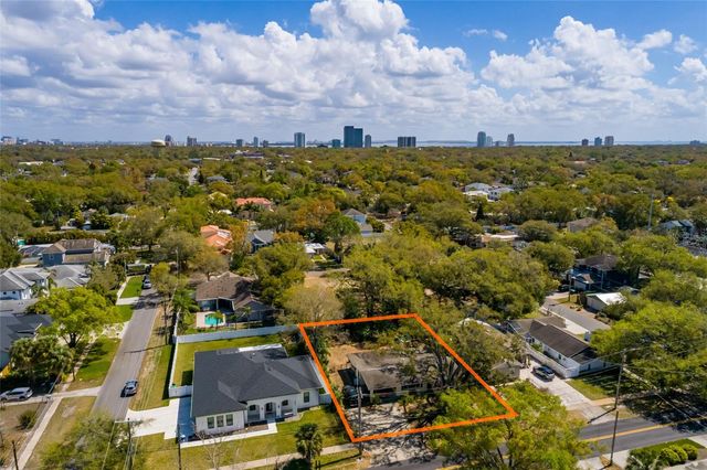 2306 S LOIS AVENUE, Tampa, FL 33629
