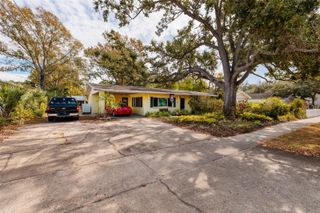 2306 S LOIS AVENUE, Tampa, FL 33629