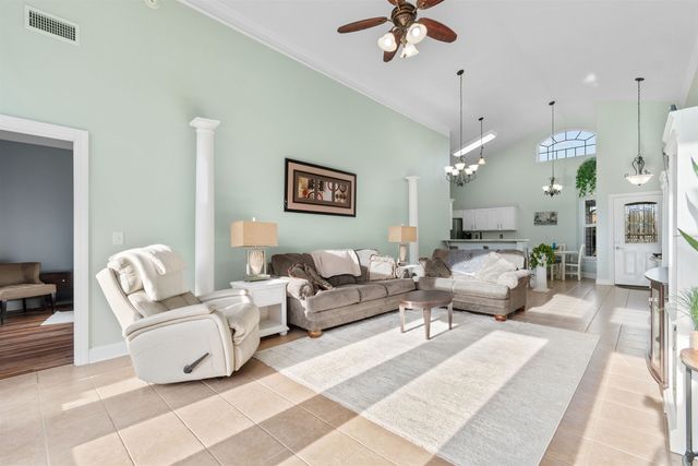 327 William St., Myrtle Beach, SC 29577