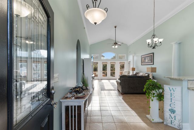 327 William St., Myrtle Beach, SC 29577