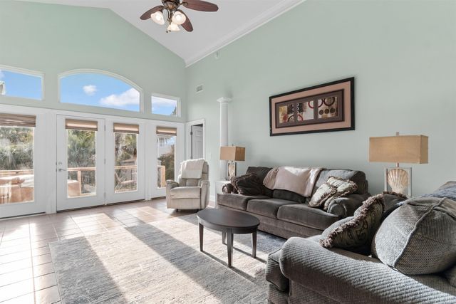 327 William St., Myrtle Beach, SC 29577