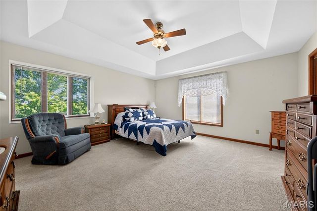 101 Hilltop Court, Washington, MO 63090