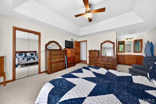 101 Hilltop Court, Washington, MO 63090