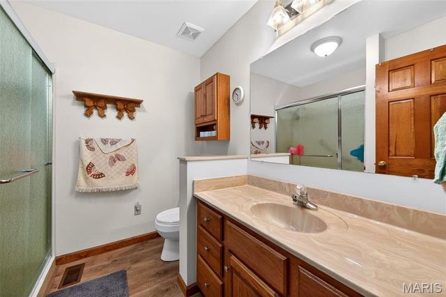 101 Hilltop Court, Washington, MO 63090