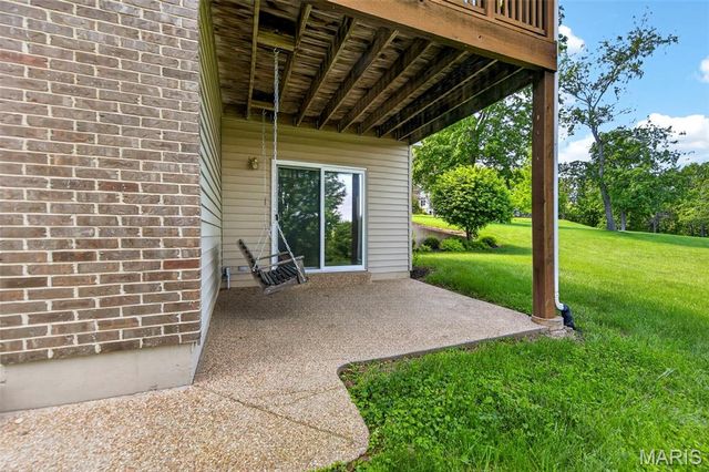 101 Hilltop Court, Washington, MO 63090