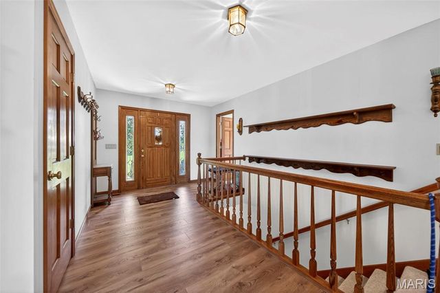 101 Hilltop Court, Washington, MO 63090