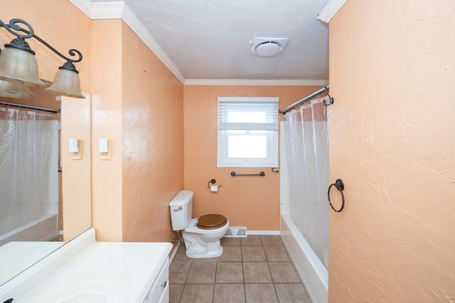 56 Blueberry Ter, New Bedford, MA 02745